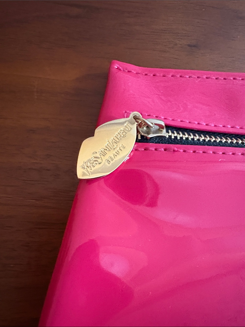 Yves Saint Laurent Hot Pink Patent Cosmetic Pouch with Gold Zip - Picture 8 of 11